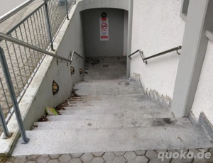 Suche dominante Herren im Raum  für  Benutzung und Erniedrigung! 