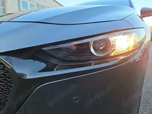 Mazda 3 2.0 SKYACTIV-G Nagisa ACC LED Navi PDC Kamera Bild 3