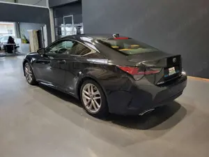 Lexus RC 300h *TOP Ausstattung* Bild 5