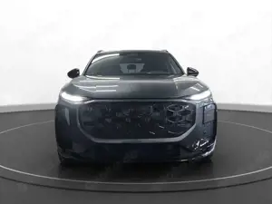 Audi Q3 TDI S line AHK Pano LED LM 20" RFK Head-Up So Bild 5