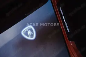 Lamborghini Urus S  Arancio Borealis  1. Hand 666 PS Bild 4