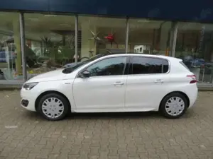 Peugeot 308 PureTech 130 Stop  Start Allure Panorama Navi Rüc