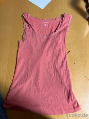 pinkes Y2k shirt für den sommer