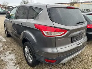 Ford Kuga 2.0 TDCi Titanium 4x4 +AHK+NAVI+PANO+KAM+ Bild 2