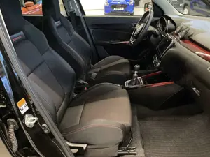 Suzuki Swift 1.6 Sport SHVS NAVI KAM LED ALLWETTER Bild 4