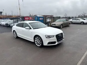 Audi A5 Sportback 2.0 TDI  clean diesel *S-LINE*