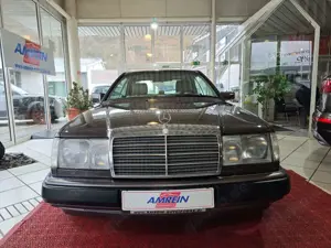 Mercedes-Benz 320 Sport Line+TOP ZUSTAND+TÜV / SERVICE NEU+
