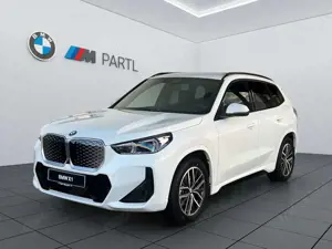 BMW iX1 eDrive20 M-Sport ACC 360° HUD AHK Massage