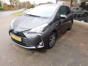 Toyota Yaris Hybrid Y20 Club ACA GJR