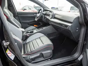Volkswagen Golf VIII GTI 2.0 TSI HUD SITZBELÜFTUNG LED Bild 2