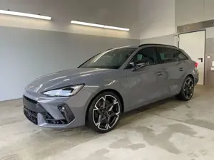 CUPRA Leon VZ 333PS DSG 4Drive Matrix+Navi+AHK+Alu19+Sitzh...