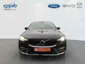 Volvo XC60 B5 D AWD Ultimate Bright Bild 2