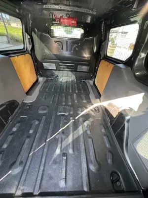 Ford Transit Connect 230 L2 LKW SS Autm. Trend Bild 3