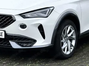 CUPRA Formentor 2.0 TDI 4Drive 110 KW 7-Gang DSG Digitales Cockpit Bild 2