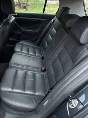 Volkswagen Golf 1.6 Comfortline Bild 3