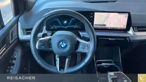 BMW 225 225e xDrive Active Tourer M-Sport Navi RüKa ACC Bild 5