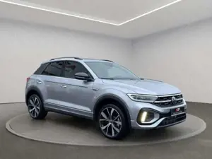 Volkswagen T-Roc R-Line 1.5 TSI DSG ACC + PANO + AHK Bild 3