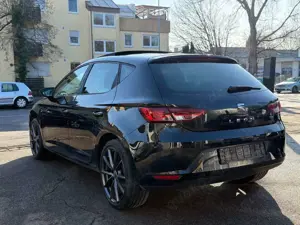 SEAT Leon I-Tech Panorama LED PDC Bild 3