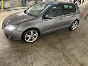 Volkswagen Golf Highline, R-Line