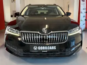 Skoda Superb Combi Ambition/RFK/KESSY/ACC/DSG/LED/PANO