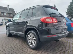 Volkswagen Tiguan TIGUAN 1.4 TSI*NAVI*SHZ*PDC*EURO5*2'HAND