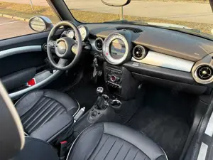 MINI Cooper S Cabrio MINI CABRIO Bild 5