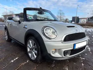 MINI Cooper S Cabrio MINI CABRIO Bild 2