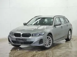 BMW 318 i Touring HEADUP+NAVI+KAMERA+LED+DAB+