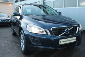 Volvo XC60 Momentum 2WD *TÜV-NEU*