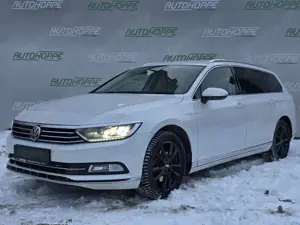 Volkswagen Passat Variant Highline DSG, DAB+, 8 Räder auf Alu, el. Heckkl