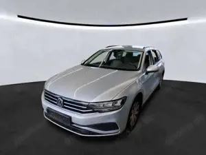 Volkswagen Passat Variant 2.0TDI DSG Navi AHK SHZ ACC