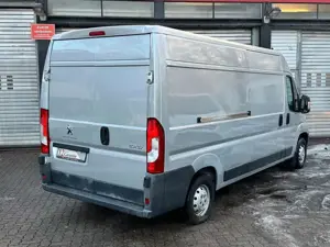 Peugeot Boxer Kasten Hochraum 335 L3H2 Komfort Plus HDi Bild 4
