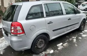 Opel Zafira Zafira 1.6 Selection 110 Jahre in vertrauensvolle Hände abzugeben