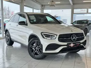 Mercedes-Benz GLC 300 d 4Matic 9G-TRONIC"AMG-LINE"KEYLESS*LED*