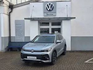 Volkswagen Tiguan R-Line 1.5 eTSI DSG, Panorama-/Schiebedach, AHK
