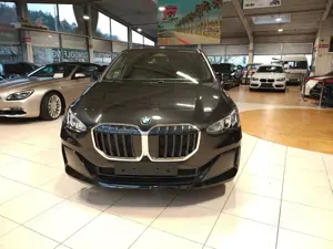 BMW 218 2 Active Tourer 218 d Bild 2