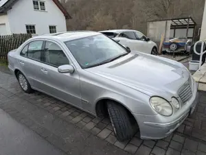 Mercedes-Benz E 220 CDI Classic DPF