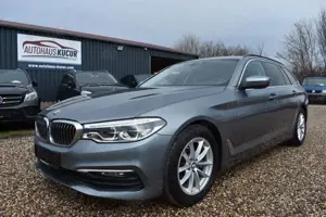BMW 520 d Touring M Sportfahrwerk HUD AHK Keyless ACC