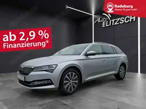 Skoda Superb Combi TDI Style DSG Standhzg. Matrix Navi Leder...