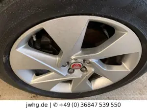 Jaguar I-Pace SE EV320 ACC|LED+|360°|StandHZ|20" Bild 3