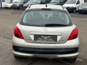 Peugeot 207 Sport Bild 3
