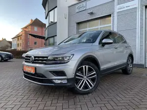Volkswagen Tiguan 2.0TSI 4Motion Highline AHK+PANO+HUD+19LM