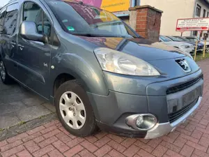 Peugeot Partner Tepee Family/PANORAMA/AHK