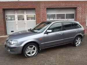 Mazda 323 5-türig