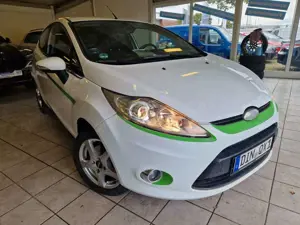 Ford Fiesta Titanium neue Allwetterreifen, Tüv u.v.m