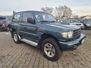 Mitsubishi Pajero TD Classic 2500 *nur 133 Tkm / Grüne Plakette*