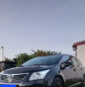 Toyota Avensis 1.8 Edition Bild 2