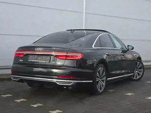 Audi A8 60 TFSI e quattro+Vollausstattung+Top Zustand Bild 5
