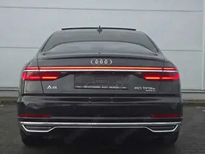 Audi A8 60 TFSI e quattro+Vollausstattung+Top Zustand Bild 4