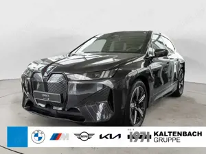 BMW iX xDrive 45 FACEL. LED ACC AHK NAVI H/K SHZ